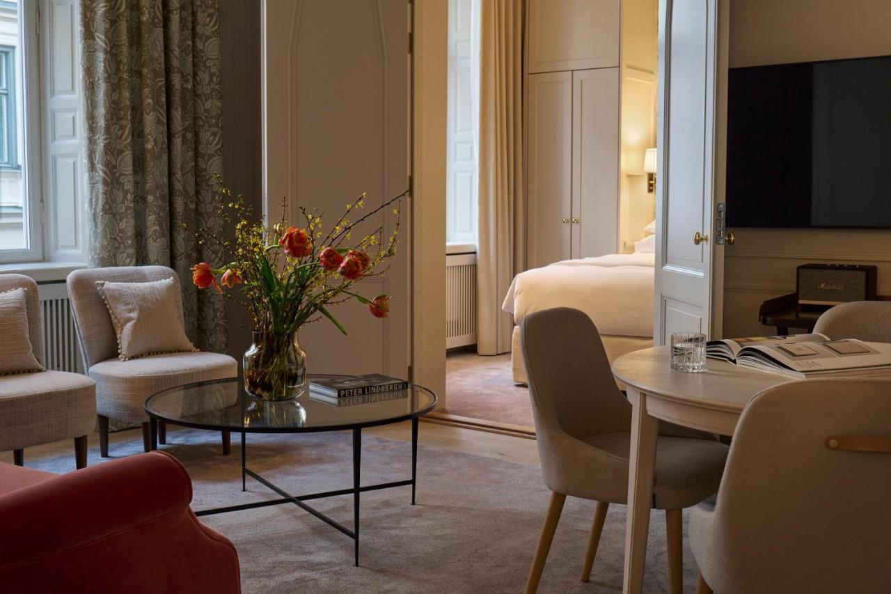 Villa Dagmar Стокгольм Экстерьер фото A suite at Hotel Axelmannstein